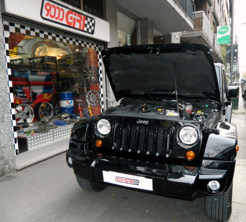 jeep-wrangler-jk-9000-giri