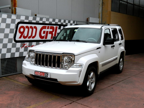 jeep-cherokee-9000-giri