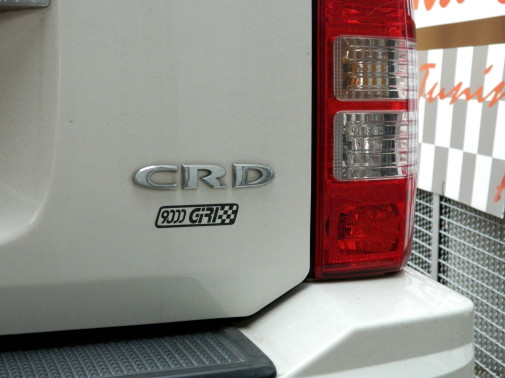 jeep-cherokee-9000-giri