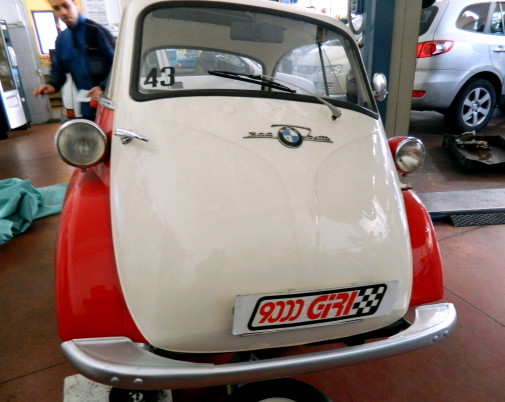 Bmw Isetta 9000 Giri