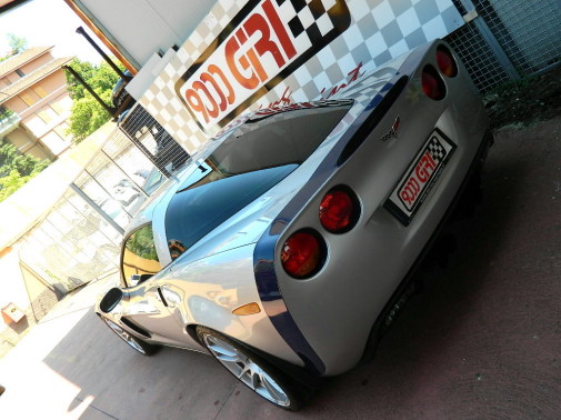 Corvette by 9000 Giri