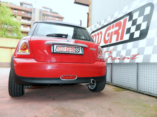 Mini Cooper powered by 9000 Giri