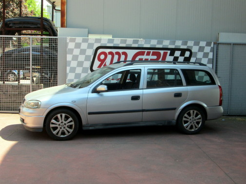 Opel Astra by 9000 Giri