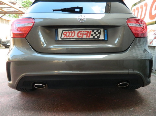 Mercedes A180 powered by 9000 Giri