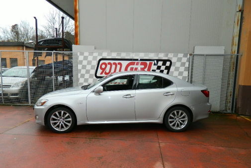 Lexus Is 220d powered by 9000 Giri