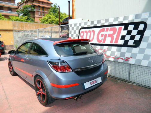 Opel Astra Gtc powered by 9000 G