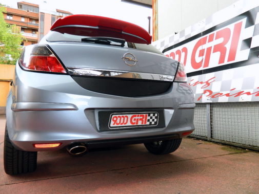 Opel Astra Gtc povered by 9000 G