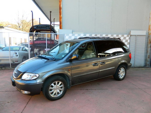 Chrysler Voyager 2.5 crd powered by 9000 Giri