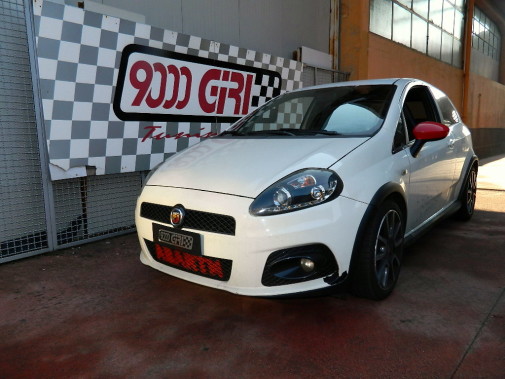 Fiat Grande Punto Abarth powered by 9000 Giri