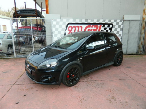 Fiat Grande Punto Abarth powered by 9000 Giri