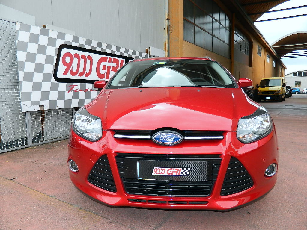 ford focus powered by 9000 giri (2)