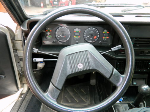 lancia beta coupe powered by 9000 giri (7)