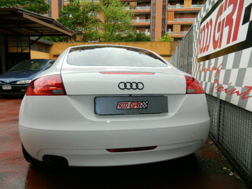 Audi TT powered by 9000 Giri 