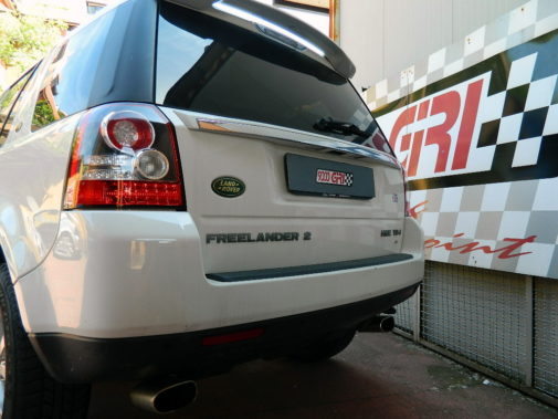 Land Rover Freelander II powered by 9000 Giri 