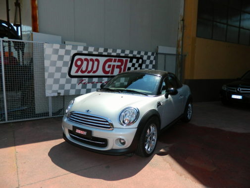 Mini Cooper Coupe powered by 9000 Giri