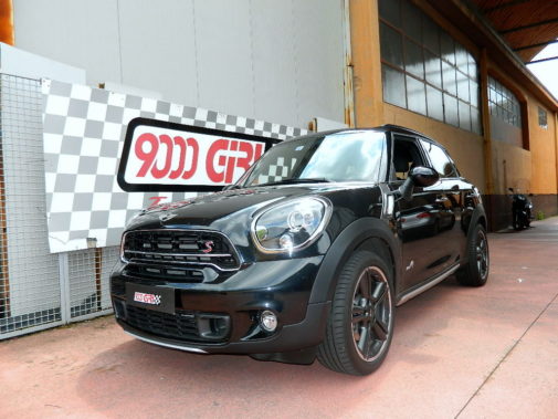 Mini Countryman Cooper S powered by 9000 Giri 