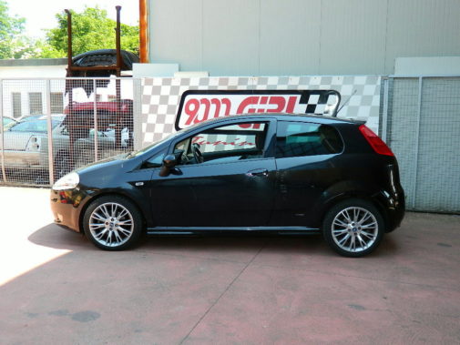 fiat grande punto 1.9 mjet powered by 9000 giri 