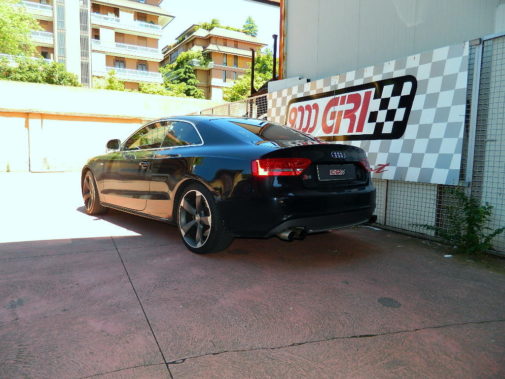 Audi S5 powered by 9000 Giri 