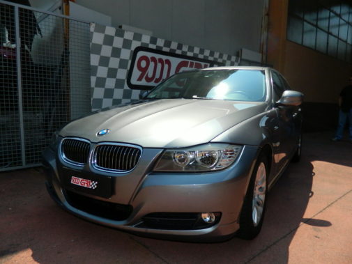 Bmw 320d powered by 9000 Giri