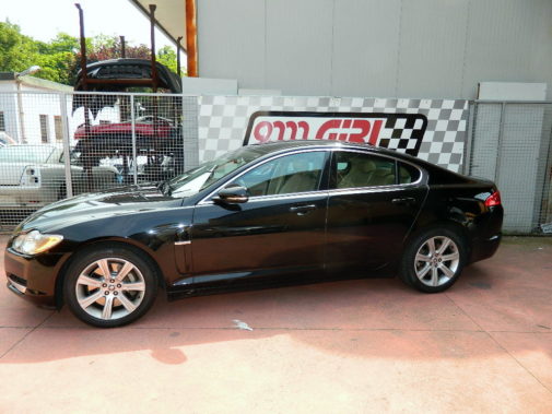 Jaguar Xf 3.0 td powered by 9000 Giri 