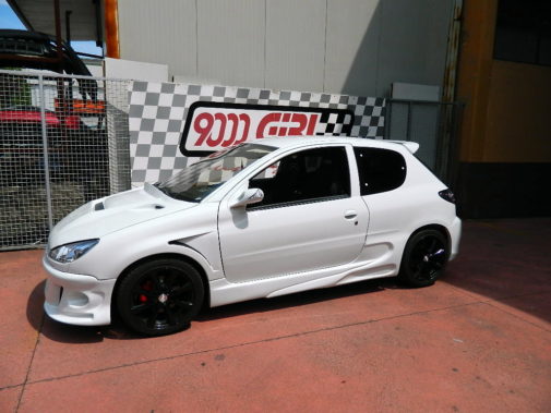 Peugeot 206 gti powered by 9000 Giri 