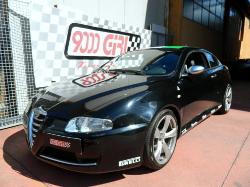 Alfa Gt 1.9 Jtd powered by 9000 Giri 