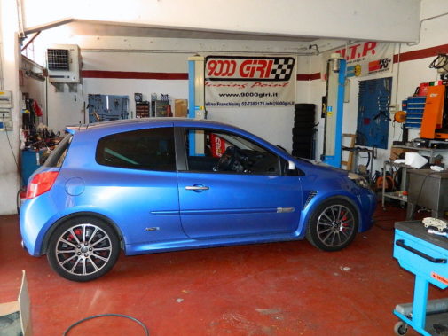 Renault Clio Rs Gordini powered by 9000 Giri 