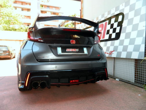 Honda Civic Type R powered by 9000 Giri 