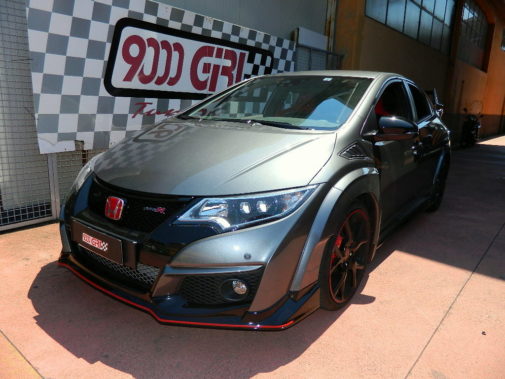 Honda Civic Type R powered by 9000 Giri