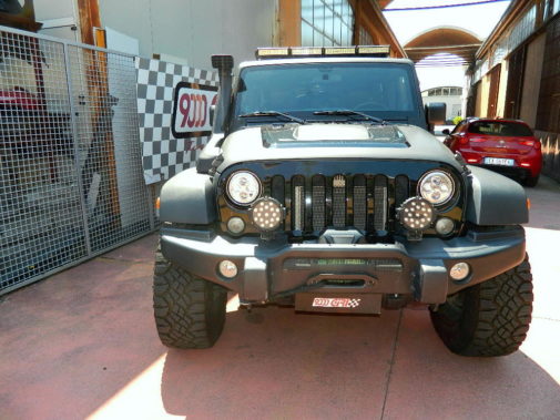 Jeep Wrangler Jk Unlimited 3.6 powered by 9000 giri 