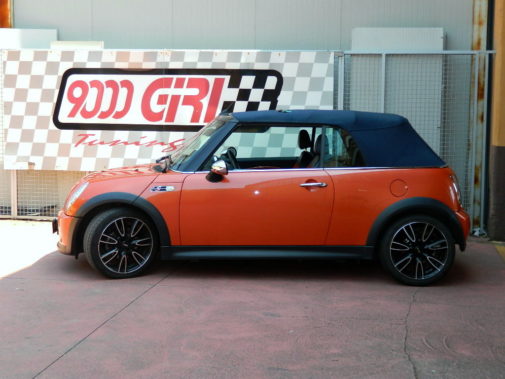 Mini Cooper S JcW Cabrio powered by 9000 Giri 