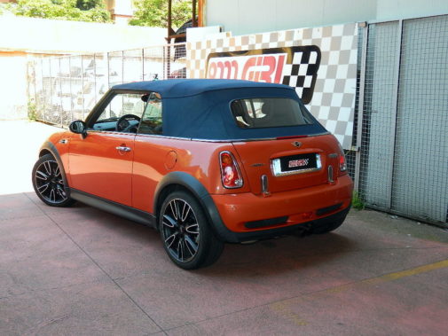 Mini Cooper S JcW Cabrio powered by 9000 Giri 