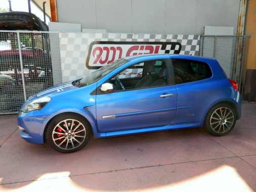 Renault Clio Rs Gordini powered by 9000 Giri 