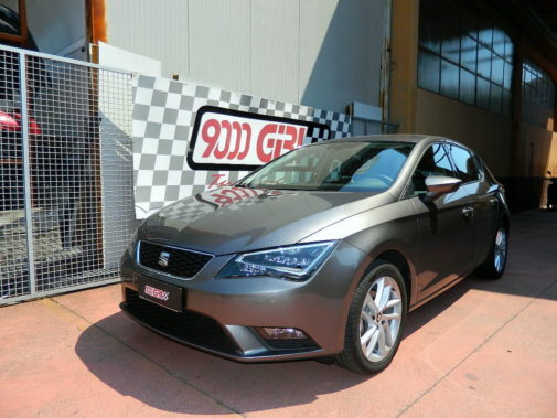 Seat Leon 1.6 tdi powered by 9000 Giri 