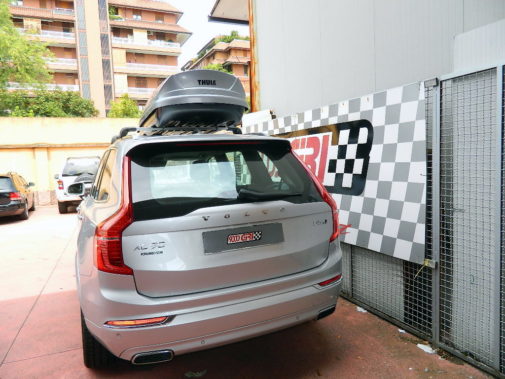 Volvo Xc 90 powered by 9000 Giri