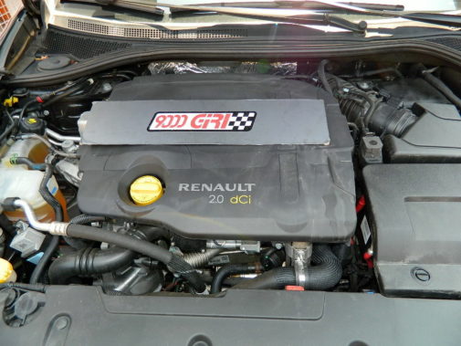 Renault Laguna Coupè 2.0 dci powered by 9000 Giri