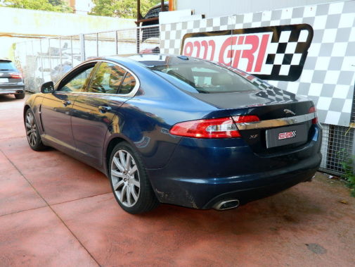 jaguar-xf-2-7-d-powered-by-9000-giri