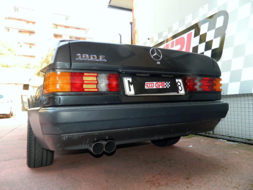 mercedes-190e-powered-by-9000-giri