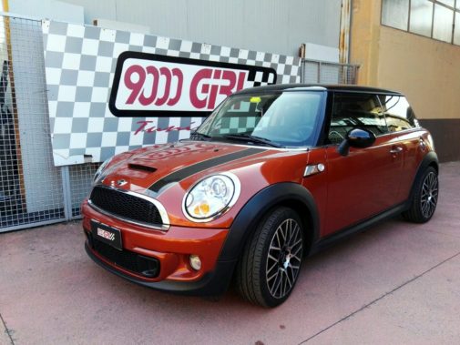 mini-cooper-s-r56-powered-by-9000-giri