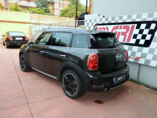 mini-countryman-2-0-sd-alla4-powered-by-9000-giri