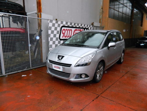 peugeot-5008-1-6-hdi powered by 9000 Giri