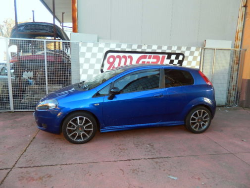 Fiat Grande Punto 1.3 mjet powered by 9000 Giri