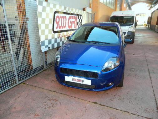 Fiat Grande Punto 1.3 mjet powered by 9000 Giri