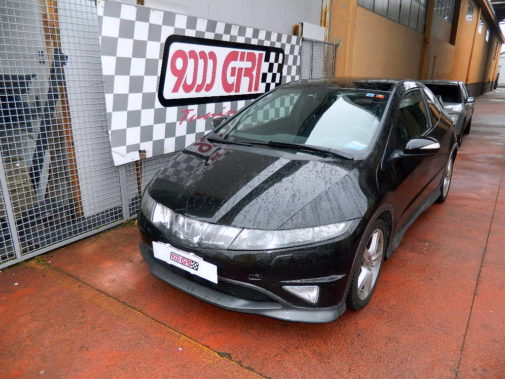 Honda Civic 2.2 cdti powered by 9000 Giri