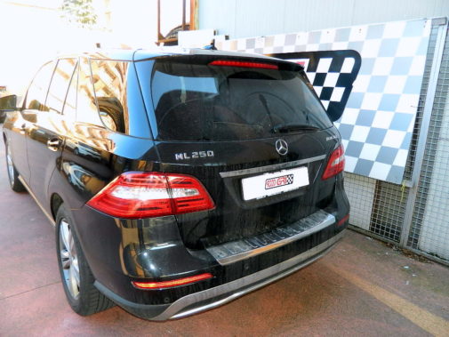 Mercedes Ml 250 cdi powered by 9000 Giri