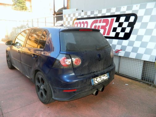 Vw Golf V 2.0 tdi powered by 9000 Giri