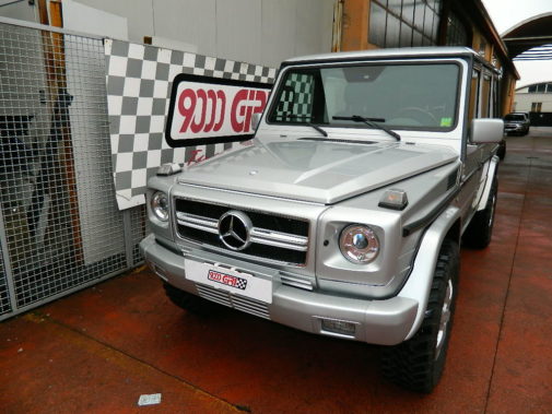 Mercedes G 500 V8 powered by 9000 Giri