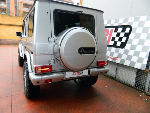 Mercedes G 500 V8 powered by 9000 Giri