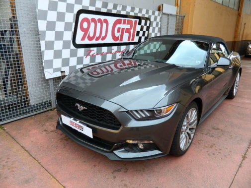 Ford Mustang 2.3 Ecoboost cabrio powered by 9000 Giri