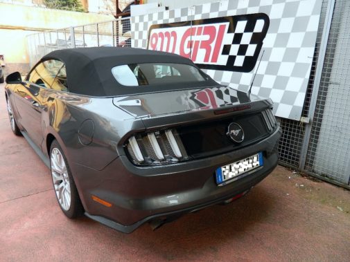 Ford Mustang 2.3 Ecoboost cabrio powered by 9000 Giri